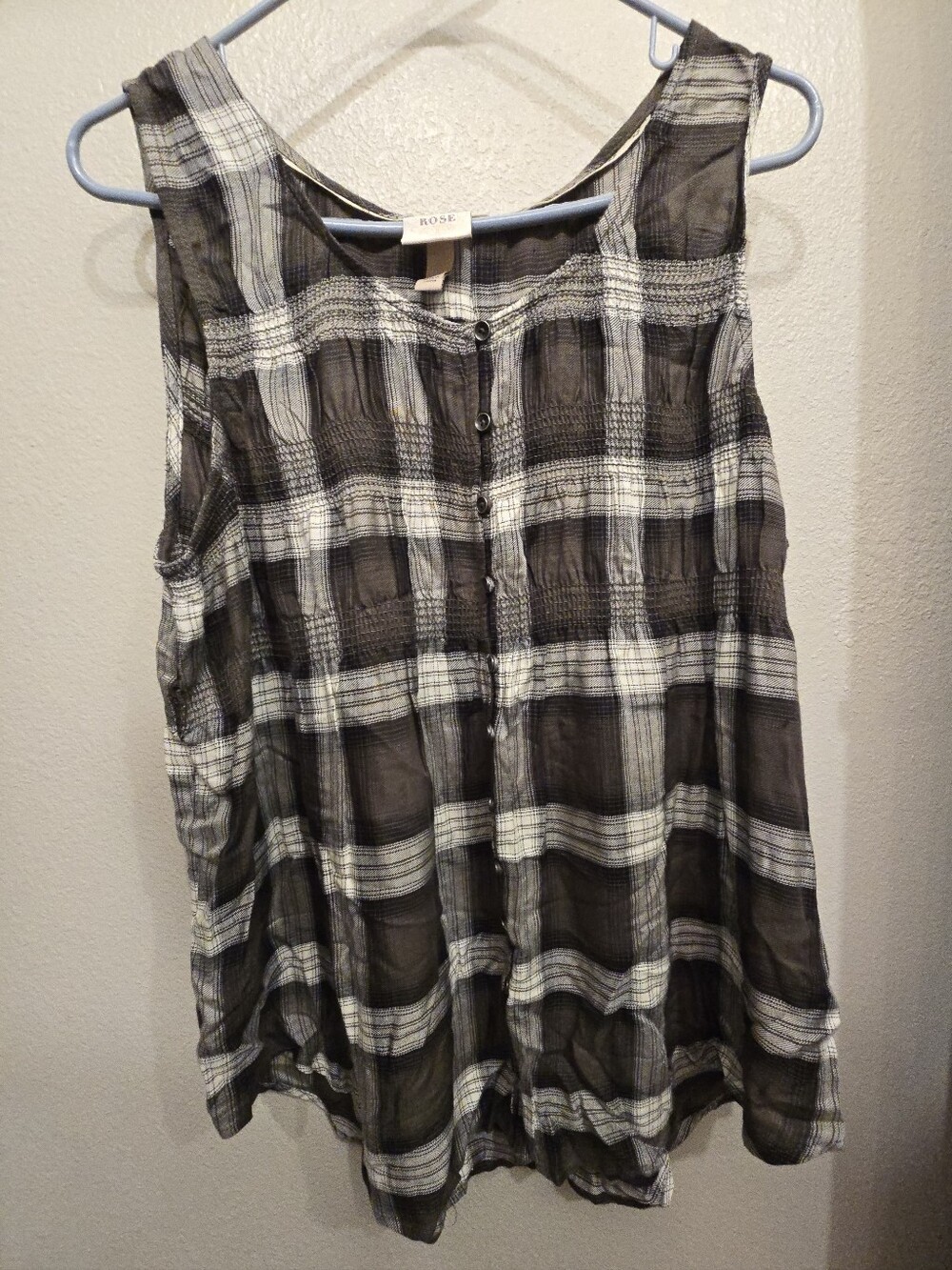 Olive Green, Black and White Plaid Sleeveless Button-Down Tank